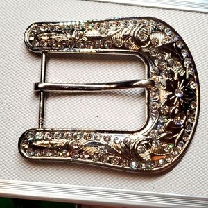 B14✨️Montana West Rhinestone belt buckle